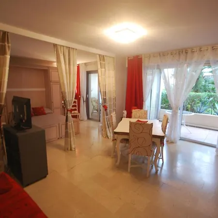 1 Petit Juas Apartment *