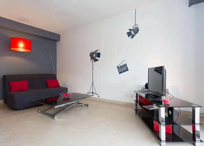1 Petit Juas Cannes