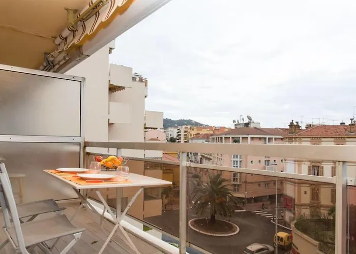 1 Petit Juas Daire Cannes